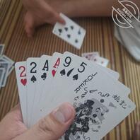 原创、和我姐姐下班在家无聊，和我姐姐打游戏单挑做惩罚！口交……