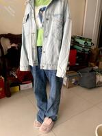 我的女儿许思雨,小名茜茜,新人一枚,谢谢支持。1