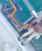 眼镜妹就是骚  包臀裙屁股都露出来  0