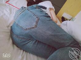 曝光 给骚妻刮逼毛,馒头逼喜欢吗?约操要舔舔不,送私信卡必回1