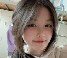 湖南怀化职业技术学院神颜学妹李艺 被男友日常网调视频流出0