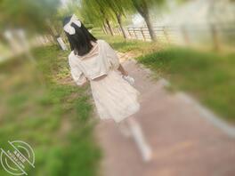 【原创】(16)和妹妹一起去公园散步,当众把她裙子掀开了,好刺激2