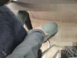 【八】~2、雪姨身材真柔软,奶子好清纯,揉着真好,推到直接干2