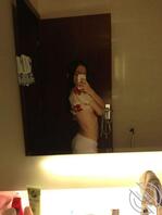 酒店怼镜自拍裸照0