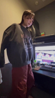 网吧咖啡厅极品良家舌钉女孩！和男友她那充满肉欲的身体想必会让许多人感