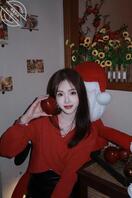 想看着哥哥们的评论，念着哥哥们的评论自慰呀，叫着哥哥的名字求操2