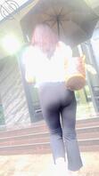 雨天尾随性感大肥臀少妇 内裤痕迹都勒出来了 真想摁在电梯角落撕开裤子爆艹0