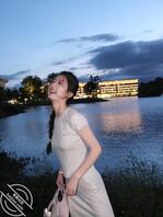 骚女儿裴佳欣，撅起屁股勾引大鸡巴操逼2