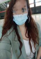 19、妈妈去出差了,我有点放纵自己。1