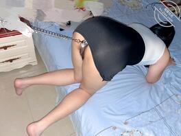 中了绿帽的毒想把淫荡母狗老婆献给绿主玩弄一想到这鸡巴就棒棒的硬起来1