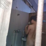 3【原创】 柔弱表妹,表妹洗澡已经对我不设防了,偷看好几天表妹洗澡了1