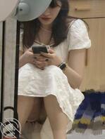 偷拍女大学生内衣内裤的痕迹和厚丝意淫1