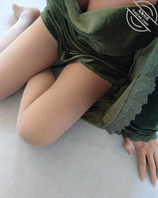 第一次和我妈做爱的真实经历，以及第一部作品：餐桌下的妈妈！1