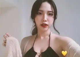 巨乳网红美甲师奈奈火辣登场 高颜值身材炸裂 口交上位内射全套1