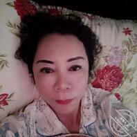 骚逼老熟女干妈总归给我射里面了0