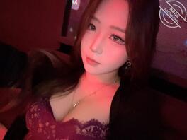 （真实投稿）郑州职高妹子非说自己不是反差婊 大家评价一下2