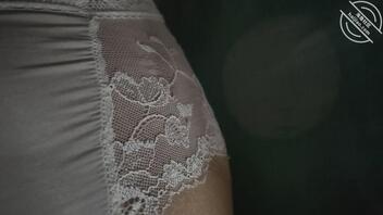 【轻熟表姐】回忆表姐之微信里的照片2