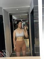 喜欢健身的表嫂很久，对她垂涎三尺。每次都是湿掉，味道真香1