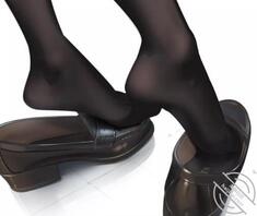 快期末考和艺考了0