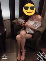 调教的母狗妹妹白虎嫩逼萝莉胡萝卜自慰喷水2