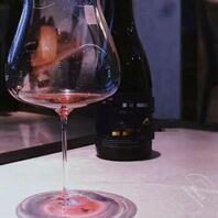 (5)趁姐姐喝多,偷偷舔逼不敢操!不得不说,水真多呀2