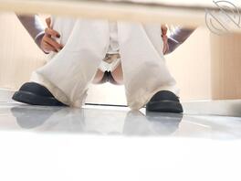 原创厕拍 苗条的小少妇2