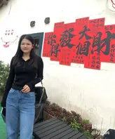 余丽娇为了搞钱无所不用其极 化身鸡巴套子1