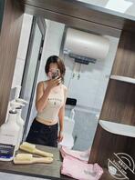 分享冀A05骚逼女朋友，可以来艹然后内设1