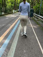 宜宾骑行遇到瑜伽裤跑步少妇诱惑1