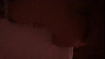 超敏感的学生。叫声可撸