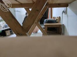 绿母儿偷拍亲妈大白骚屁股，千载难逢的机会，在国庆放假这两天拍到了