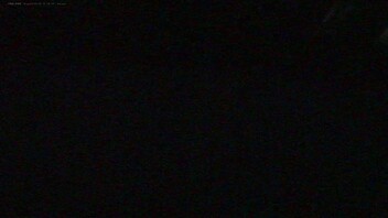 偷拍亲婶婶洗澡(2)