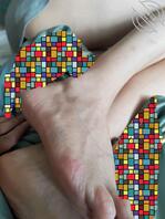 原创19，姐姐睡着了，膜拜她的身材