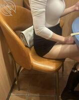 (原创)刚被我内射完没多久的老妈,又和老爸疯狂的做起来。。0