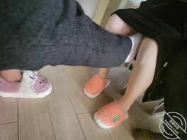 23(真实原创)带老婆在老丈人家吃饭,桌下挑逗丈母娘都不敢上桌子吃饭了!1