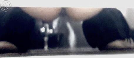 厕拍 白屁股背尿女大 肛毛真长0