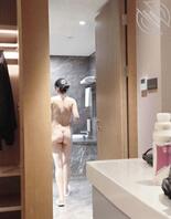 老妈头发扎好啦，一起来啊，让她爽1