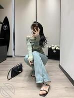 原创:约操高颜值长腿姐姐,牛仔裤裤里丝,狗链子拴起来的玩,对着脸爆射~0