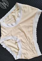 偷拍妈妈内裤，求调教0