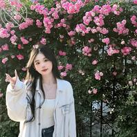 我的高中小女友的反差照1