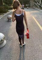 绝逼真实!商场吃完饭实在忍不住了在安全楼道里戴刺的狼牙套操妹妹中途被人偷2