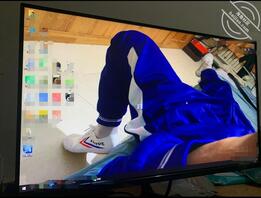 2 老妈前脚刚走,我就穿上她的豹纹内裤,打飞机2