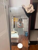 表妹突然发了性感照片给我0