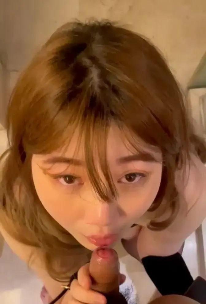 武汉某房地产公司设计师朱茹珺 极品甜妹被渣男曝光床照私拍