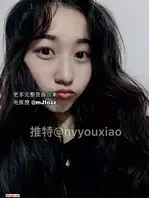 分享极品小学老师女友!推特极品福利姬女神【女友潇潇/nvyouxue/nvyouxiao】此女私下在推特上玩很嗨,跟男友拍了许多私密视频,脸蛋颜值在日常中也是不差的,也有一定的气质,非常真实的情侣泄密。2