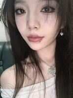 本人投稿自曝，我叫武华，性欲强喜欢被男人评价我的脸，我会看评论主动私信约1