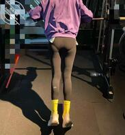 发我私信的我都回复了哈 这期送一条原味丝袜0