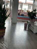 今天偷拍骚妈好刺激，有没有大神教我怎样才能草到她2