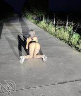 西安母狗投稿寻刺激1