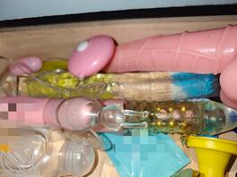 《本人真实原创2》接上贴,亲姐姐疑似出轨,确实在房子床抽屉发现自慰肉棒。1